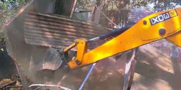 50 वर्षांनंतर गोंधवणी रोड अतिक्रमणमुक्त