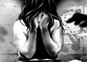 नोकरीचे आमिष दाखवून तरुणीवर अत्याचार