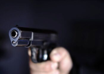 अल्पवयीन मुलाकडून श्रीरामपुरात गोळीबार; एक जखमी